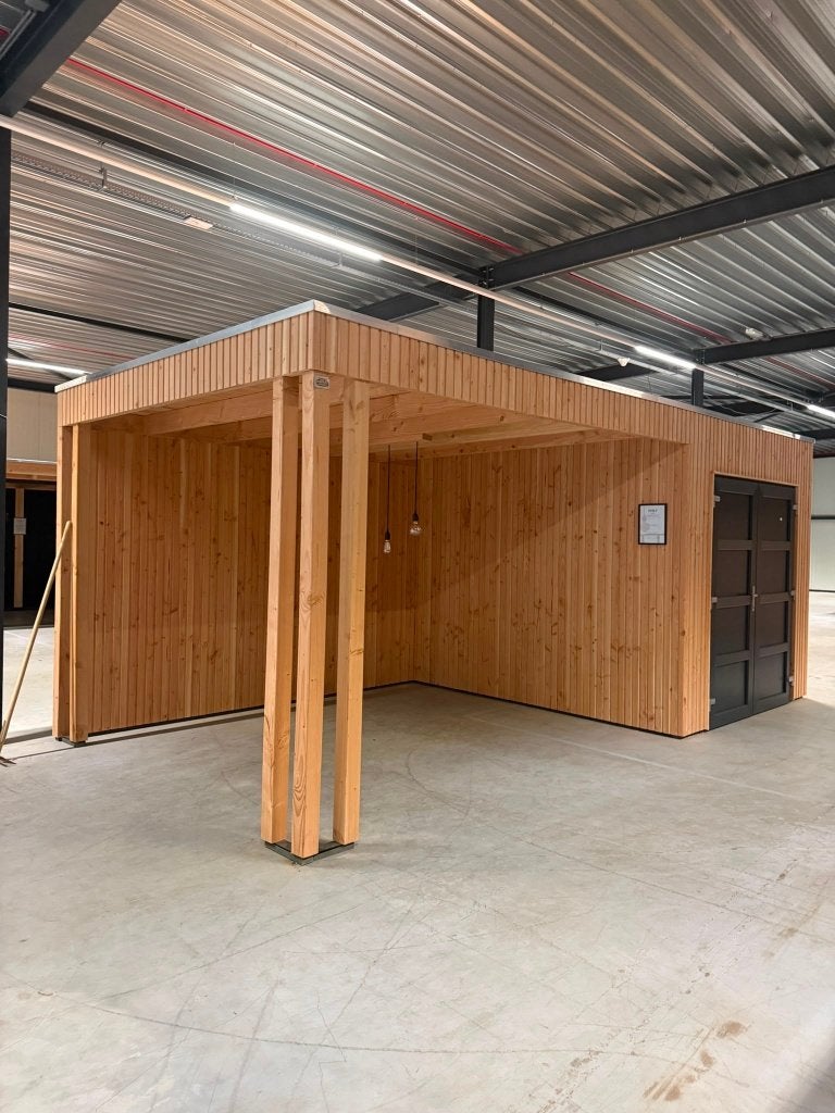 Houten overkapping/veranda– moderne tuinkamer - met schuur, Tuin en Terras, Tuinhuizen, Ophalen, 200 tot 400 cm, Tuinhuis, Zo goed als nieuw