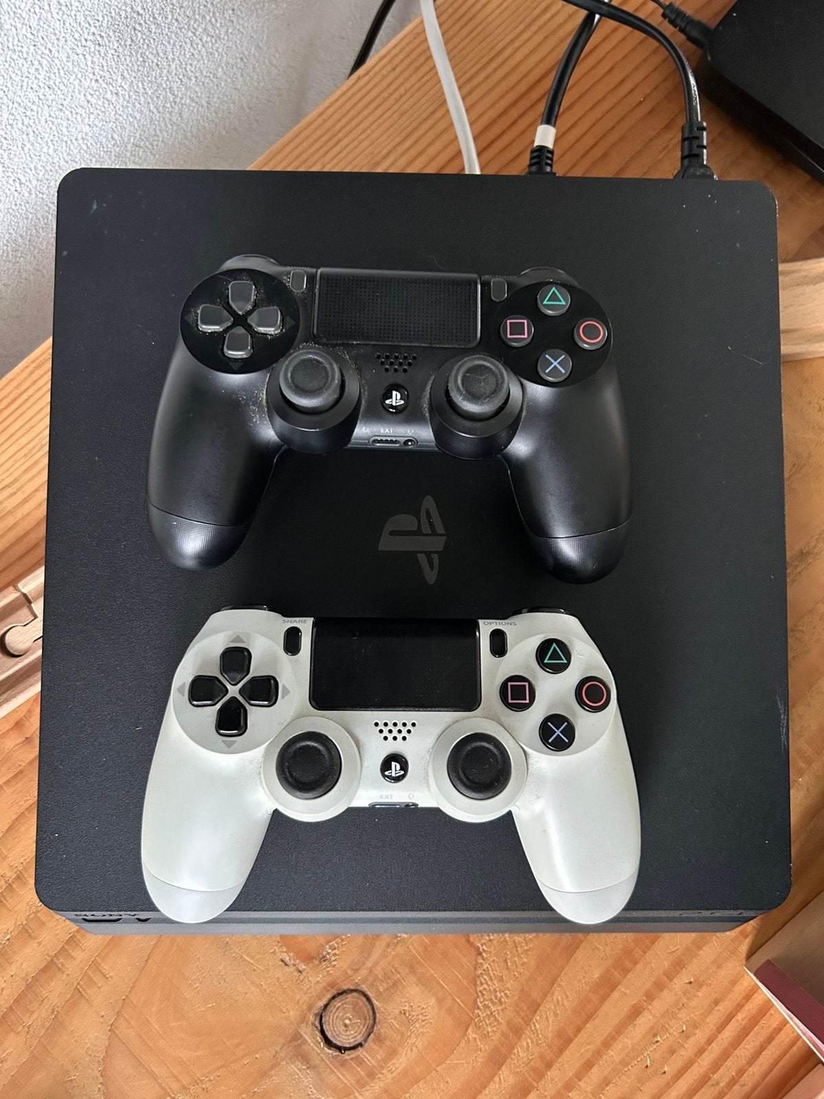 PS4 met 2 controllers, Ophalen, Met 2 controllers, Slim, 500 GB