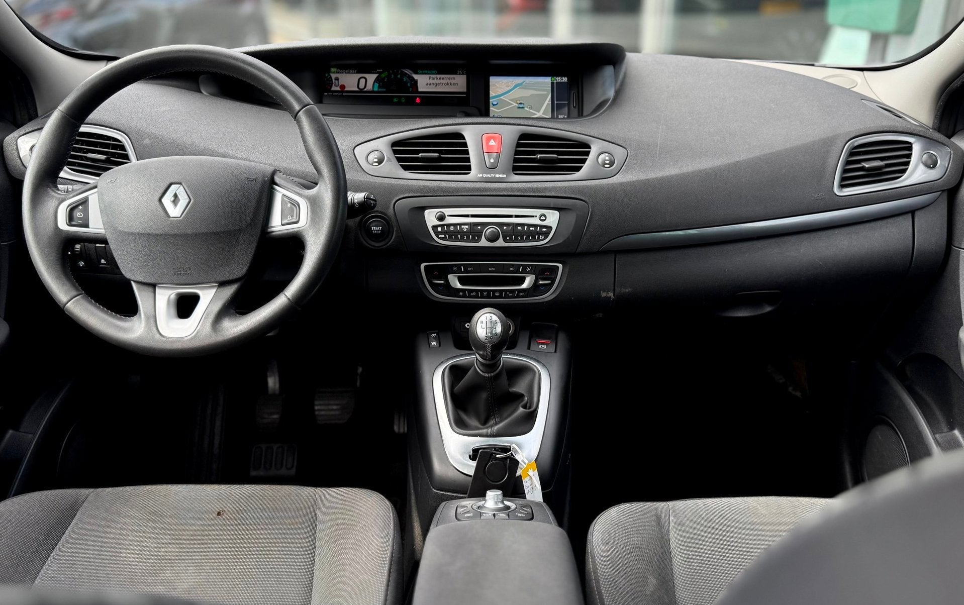 Renault Scénic 1.6 Parisiènne | 1ste eigenaar | Panorama d, Auto's, Renault, Voorwielaandrijving, Euro 5, Gebruikt, 4 cilinders