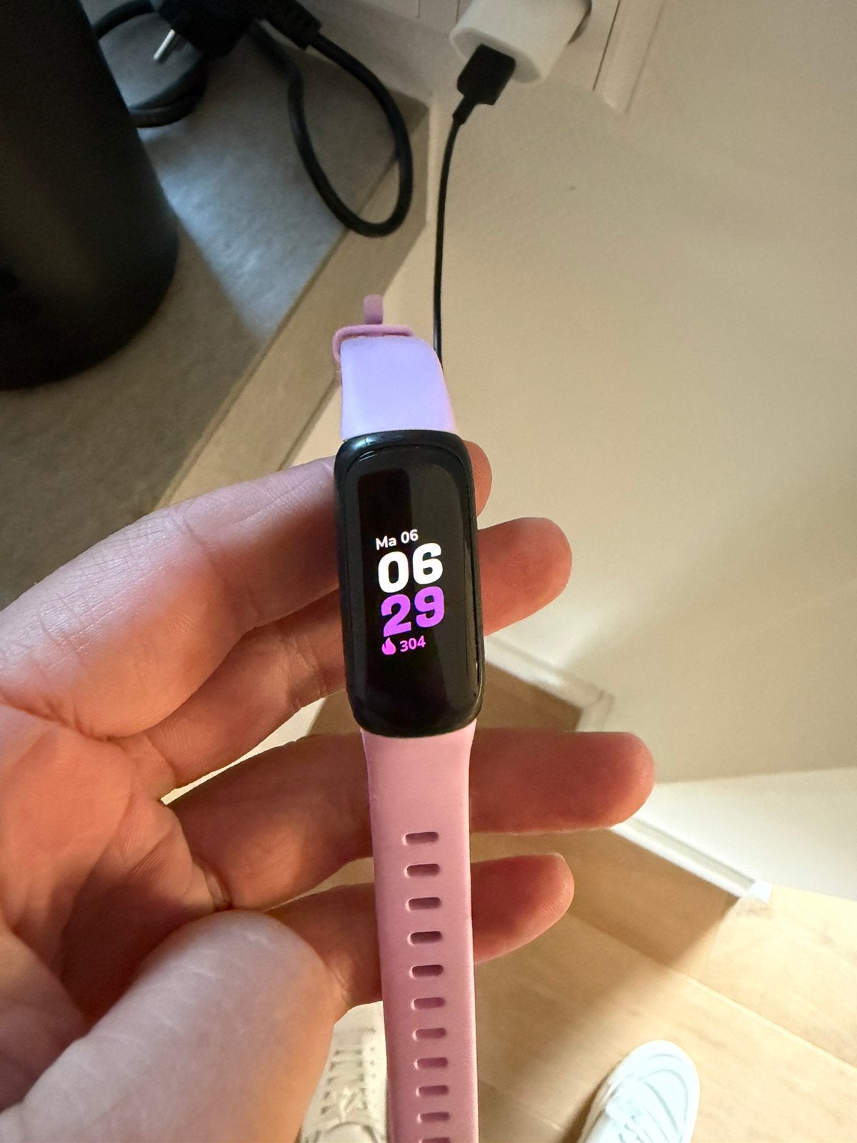 Fitbit inspire 3 als nieuw, Sieraden, Tassen en Uiterlijk, Ophalen of Verzenden, Zo goed als nieuw, Paars, Android