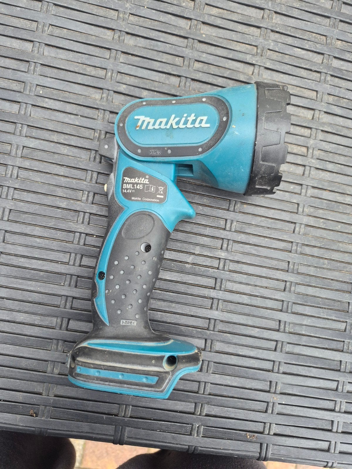 Makita LXT 14.4V Accu Lamp DML145 (zonder accu), Ophalen of Verzenden, Gebruikt