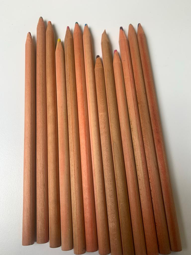 Set van 14 kleurpotloden, Hobby en Vrije tijd, Tekenen, Ophalen of Verzenden, Zo goed als nieuw, Potlood of Stift