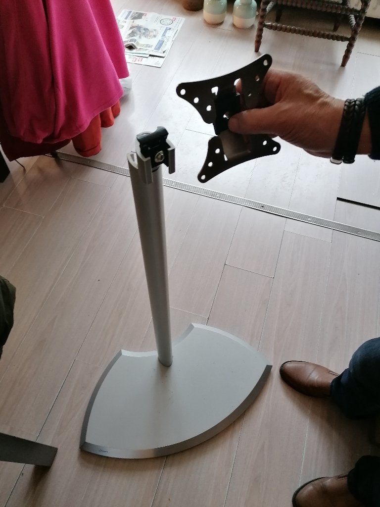 tv beugel, Ophalen
