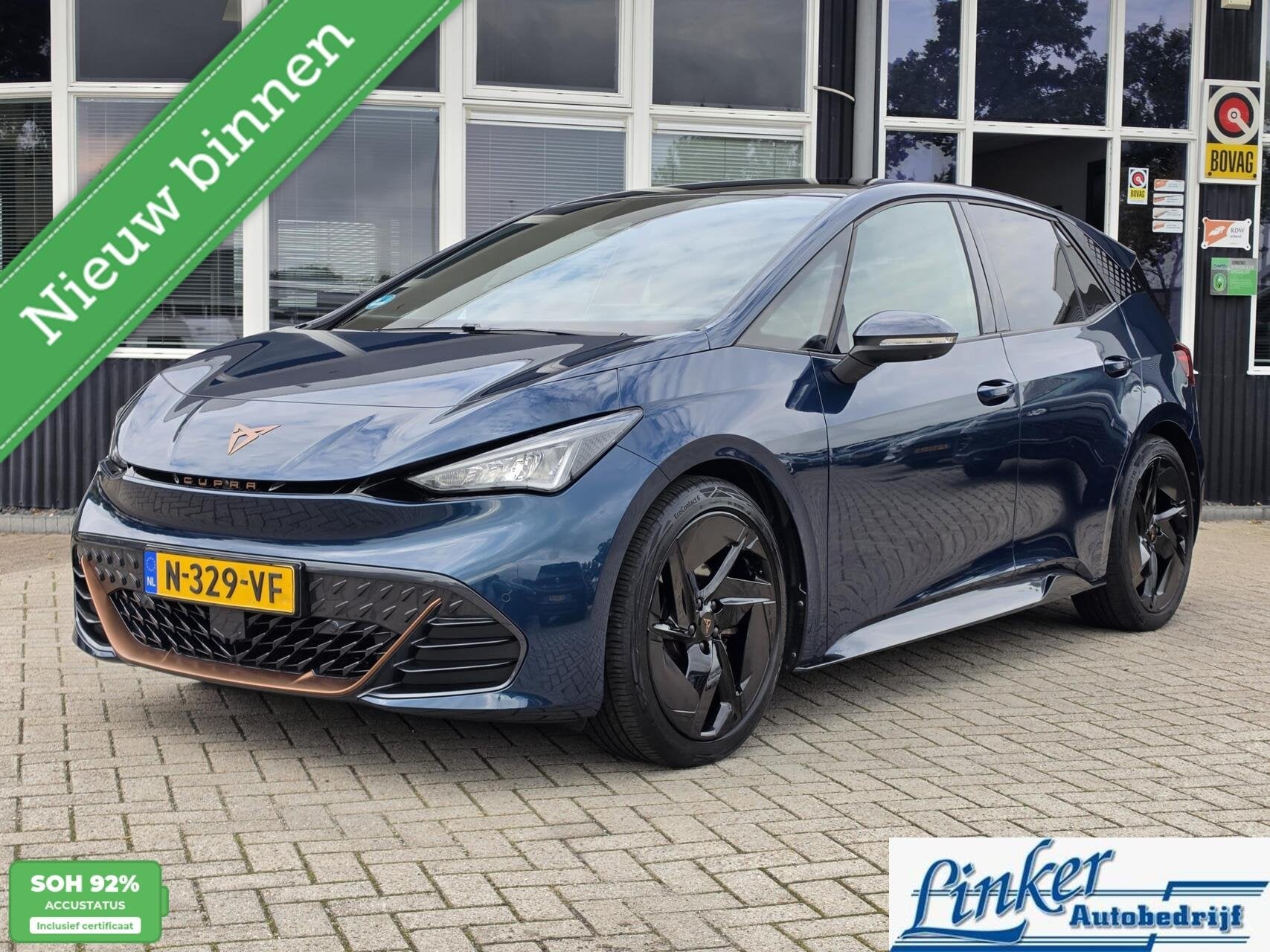 CUPRA Born Copper Edition One 62 kWh SOH 92%|PANO|NL-AUTO|ST, Auto's, Achterwielaandrijving, Gebruikt, Met garantie (alle), Blauw