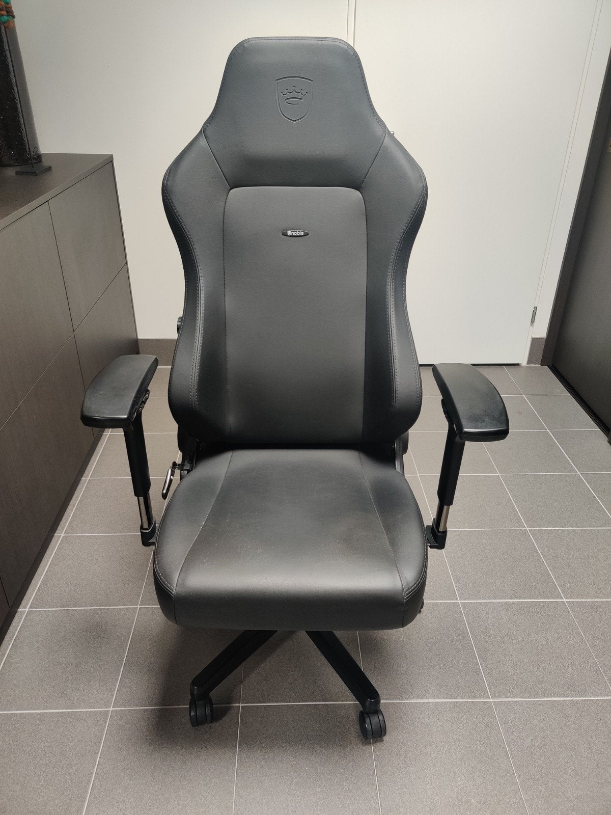 NOBLECHAIRS HERO GAMING STOEL, Ophalen, Gebruikt, Zwart