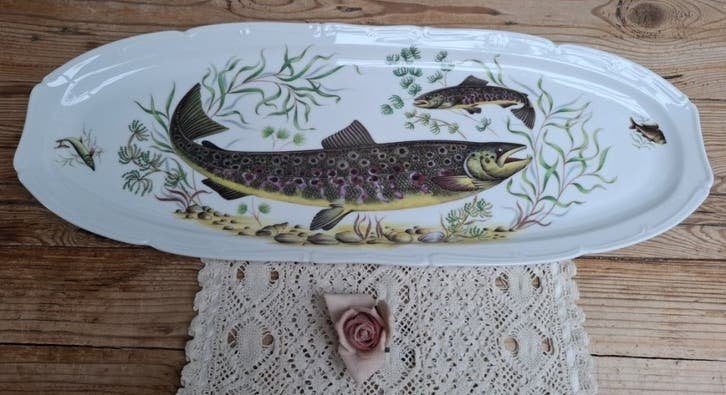 Zeer lange Franse porseleinen vintage visschaal, forel, Antiek en Kunst, Ophalen of Verzenden