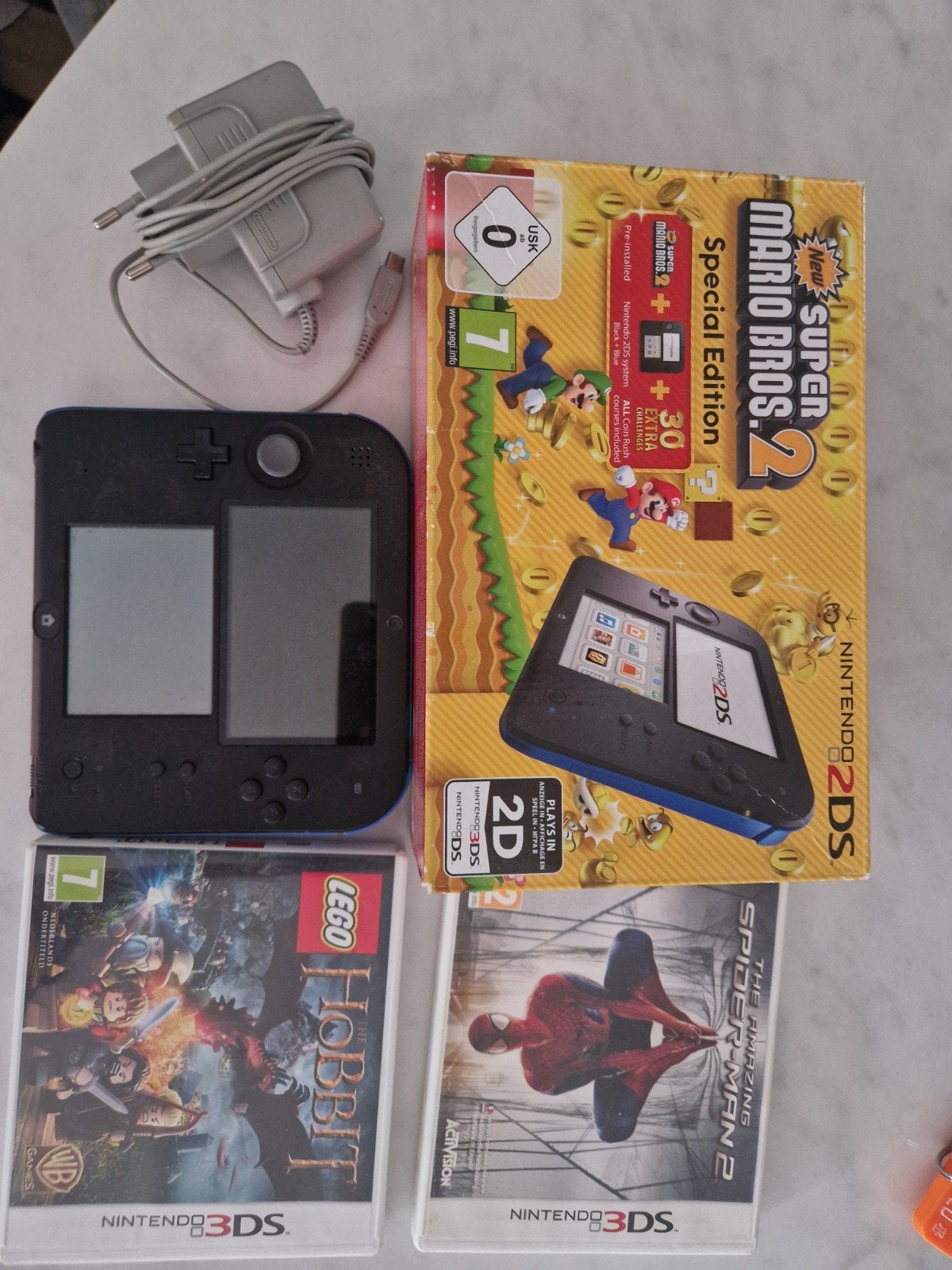 Nintendo 2DS Mario Bros, Met games, Zwart, 2DS, Ophalen of Verzenden