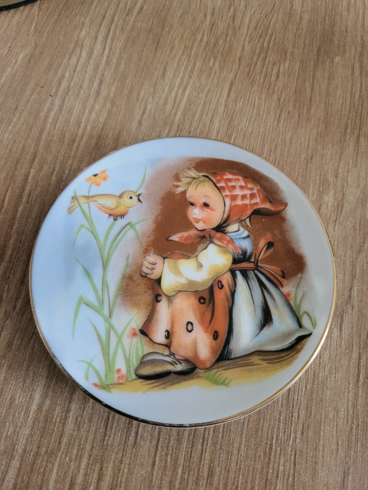Porseleinen bordjes doorsnee 9 cm, Antiek en Kunst, Ophalen