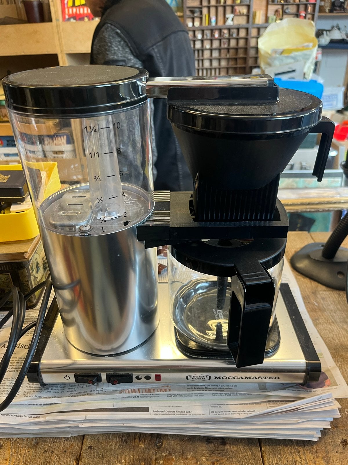 Moccamaster Koffiezetapparaat - Zilver/Zwart, Afneembaar waterreservoir, Gebruikt, 10 kopjes of meer, Koffiemachine