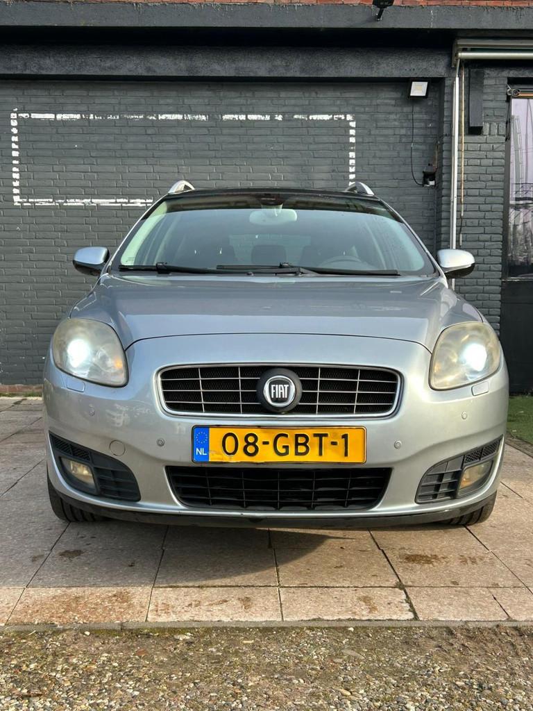 Fiat Croma 2.2 16V Corporate Premium, Auto's, Fiat, Gebruikt, 4 cilinders, 700 kg, 1505 kg