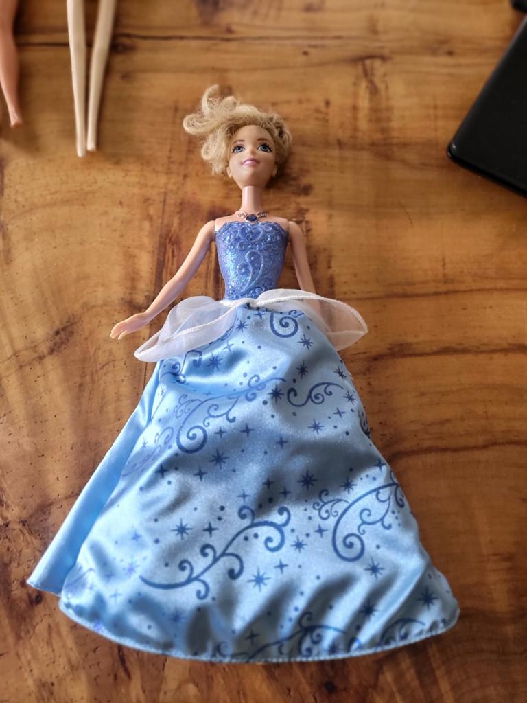 Barbie pop in blauwe jurk, Ophalen of Verzenden, Gebruikt, Barbie