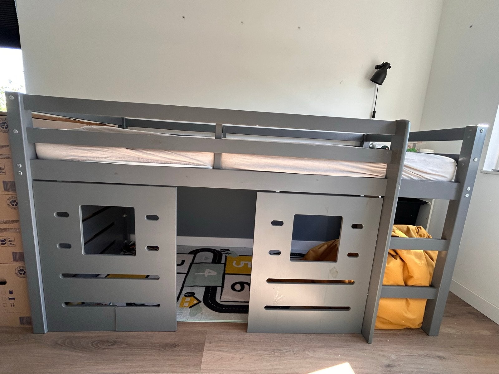 Halfhoogslaper grijs met speelruimte en matras, Ophalen, Gebruikt, 90 cm, Eenpersoons