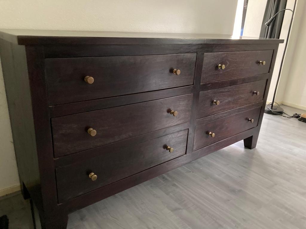 Donkerbruin dressoir met 6 laden, Huis en Inrichting, Kasten | Ladekasten, 5 laden of meer, 100 tot 150 cm, 150 tot 200 cm, Ophalen of Verzenden