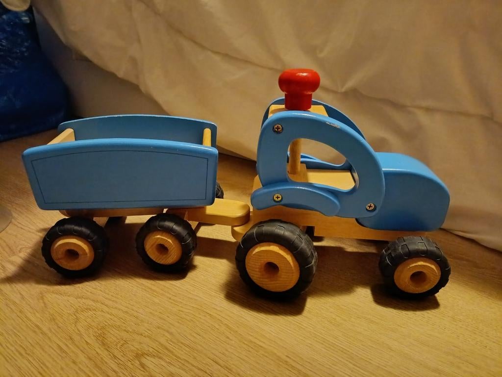 Houten speelgoed tractor Goki, Ophalen, Gebruikt