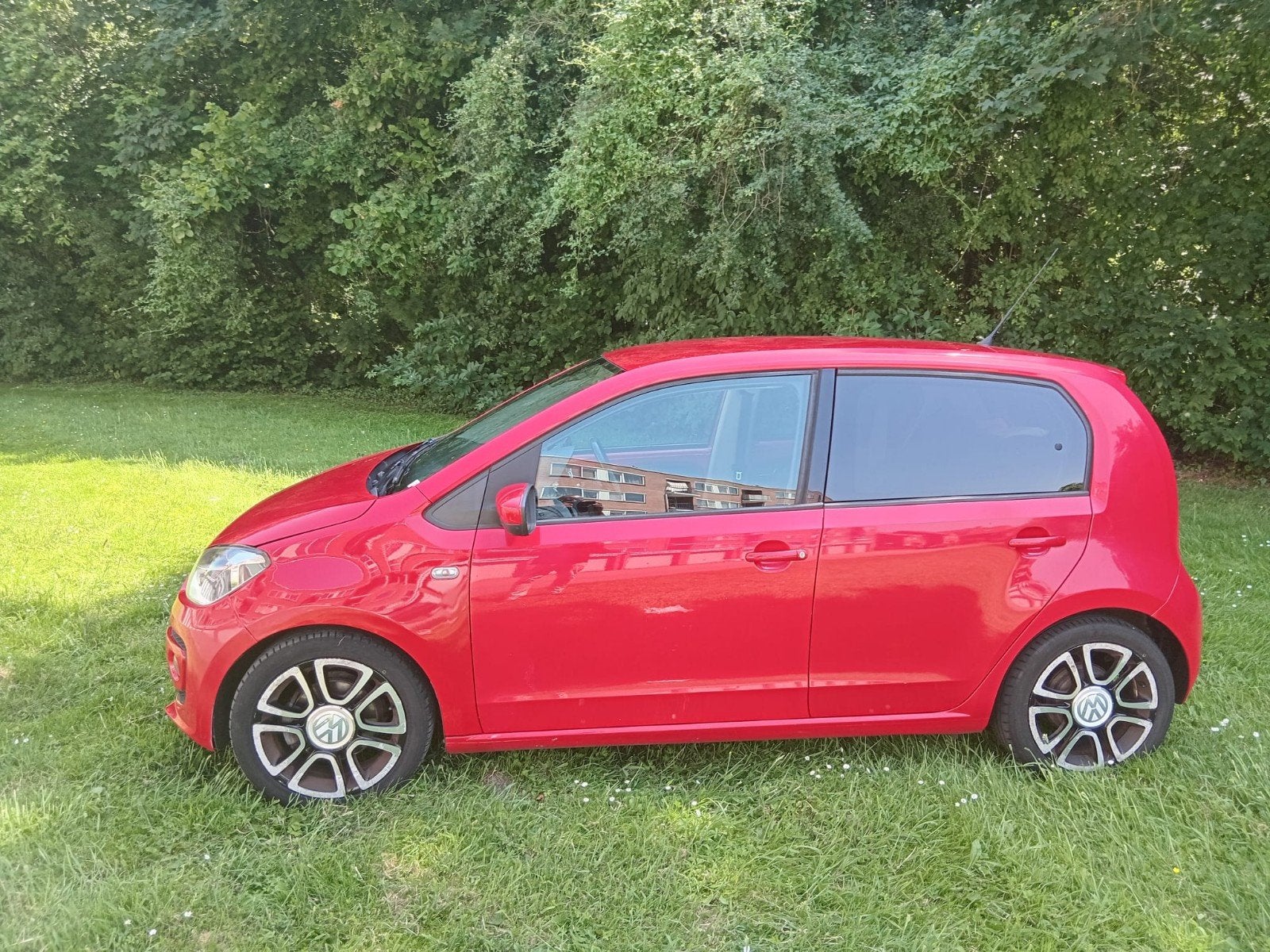 IN PRIJS VERLAAGD!!! Volkswagen high up! 2013 1.0 44KW/60pk, Auto's, Voorwielaandrijving, Euro 5, Stof, Up!