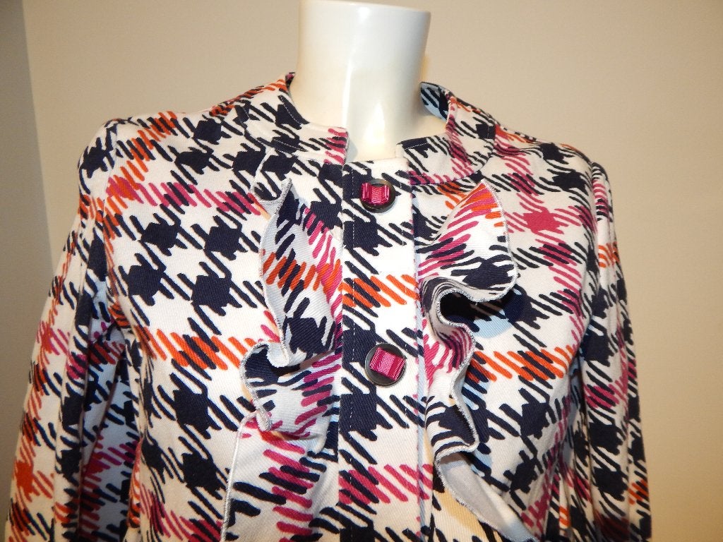 Red Valentino jasje kleur ruiten ruffel knopen met strik I46, Maat 38/40 (M), Zo goed als nieuw, Jasje, Valentino