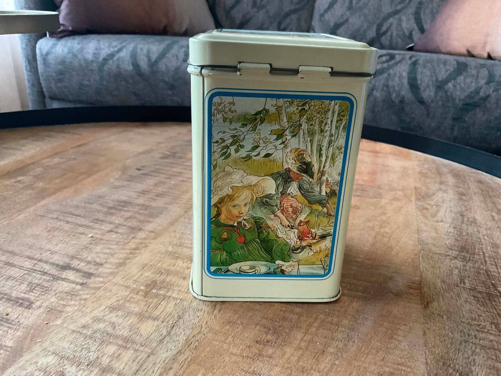 Vintage Tchibo blikje met vier seizoenen print, Ophalen of Verzenden, Gebruikt