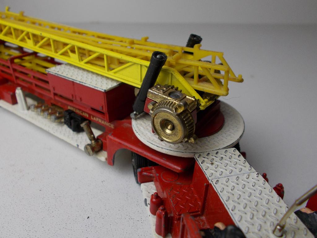 1968 Corgi MajorToys 1143 AMERICA LA FRANCE RESCUE Igst (C), Ophalen of Verzenden, Zo goed als nieuw, Bus of Vrachtwagen, Corgi