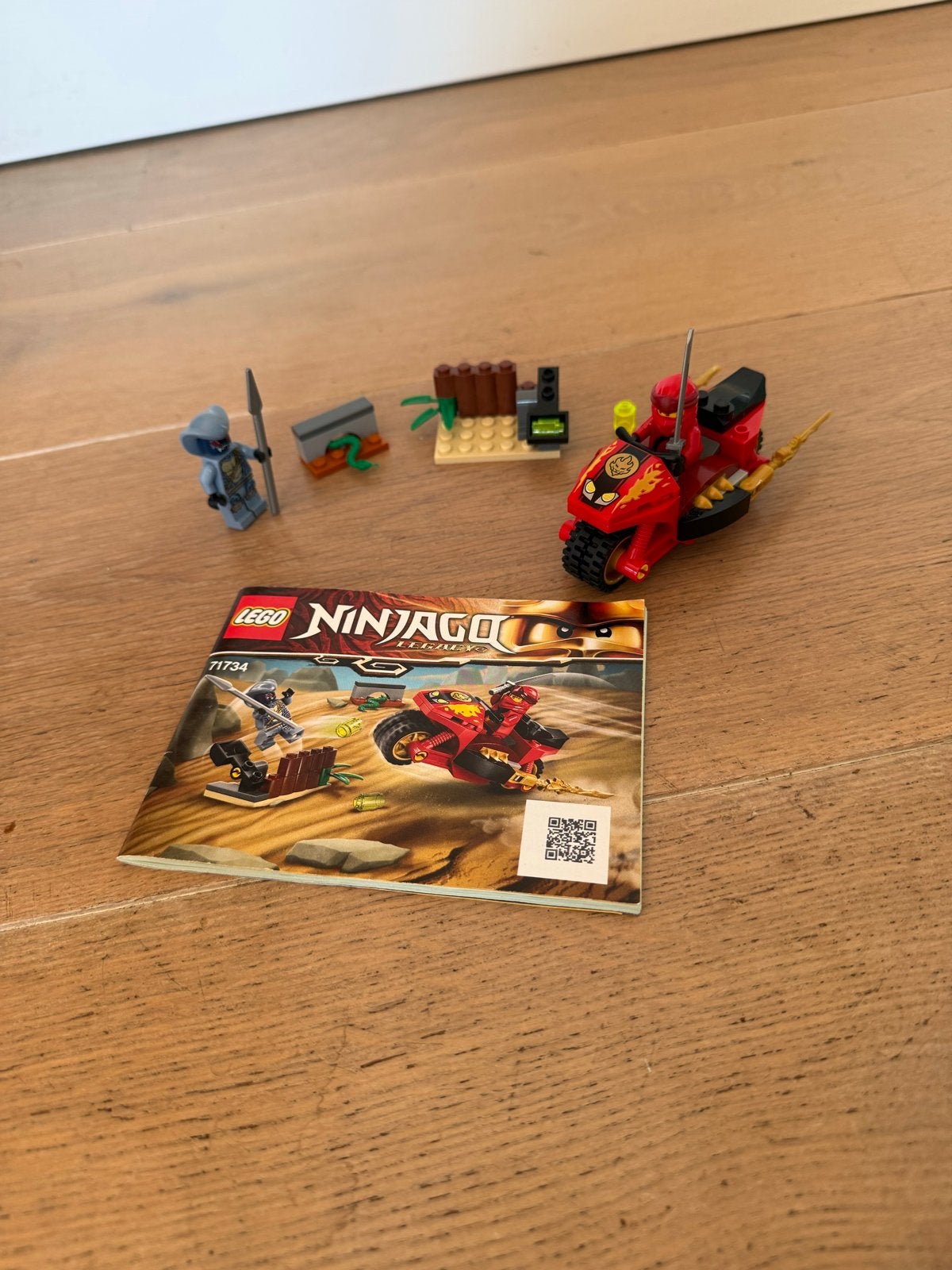 Lego Ninjago 71734 Kai's Klingenmotor, Ophalen of Verzenden, Zo goed als nieuw