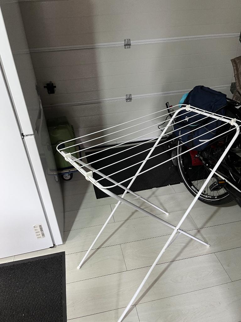 wasrekje (ideaal voor op de camping), Ophalen, Zo goed als nieuw, Wasrek