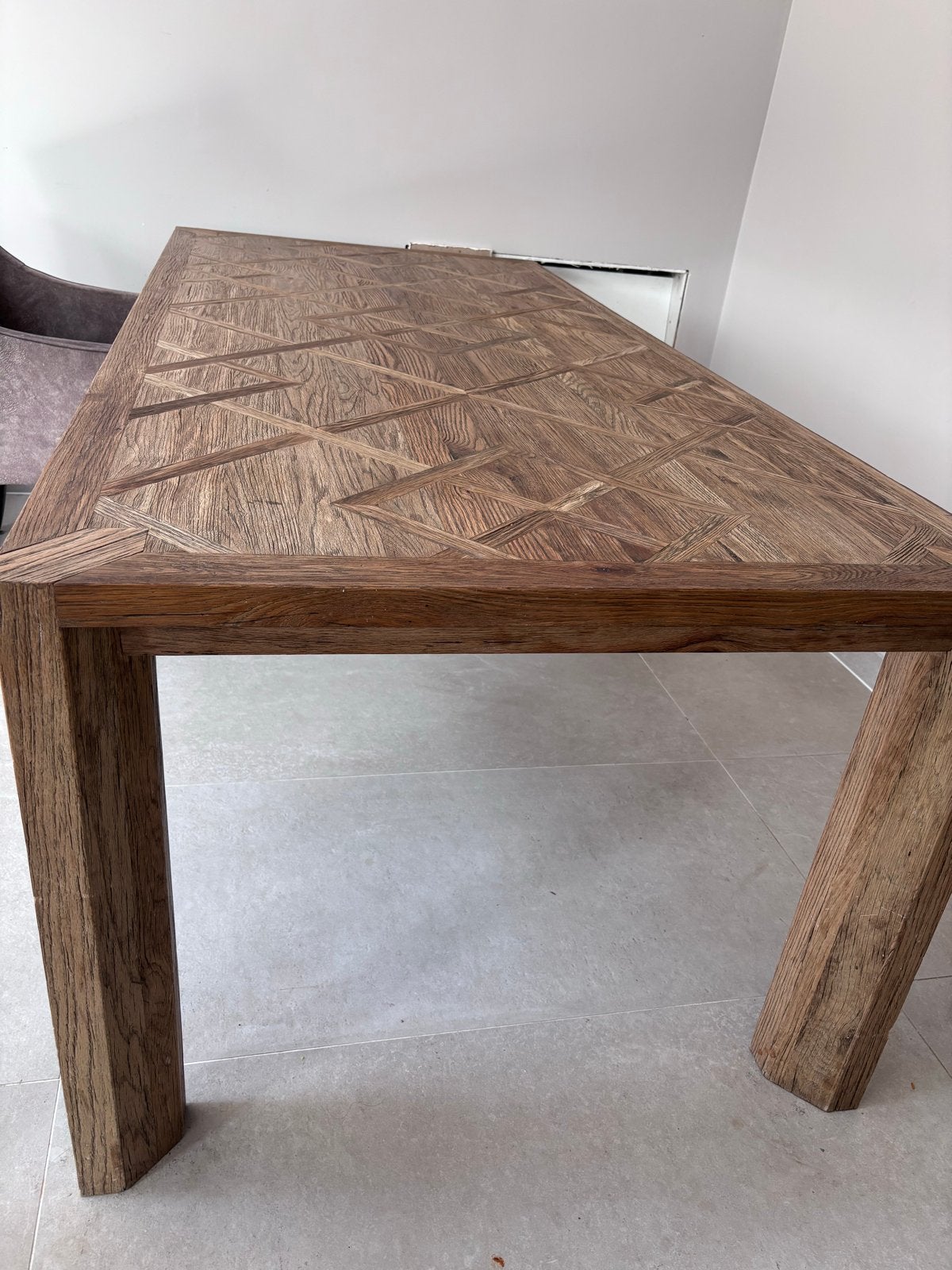 Rivièra Maison houten eettafel met uniek patroon, Huis en Inrichting, 200 cm of meer, Zo goed als nieuw, Vijf personen of meer