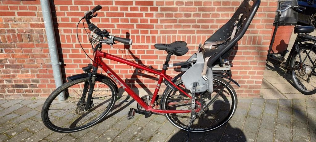 Trek Verve 2(5 jaar oud) met kinderzitje.Ook gratis meenemen, Fietsen en Brommers, Fietsen | Heren | Herenfietsen, Ophalen, Gebruikt
