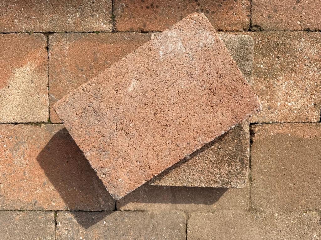 GRATIS af te halen: betonklinkers/terrastegels (20x30x6 cm), Tuin en Terras, Tegels en Klinkers, Ophalen, Nieuw, Keramiek, Terrastegels