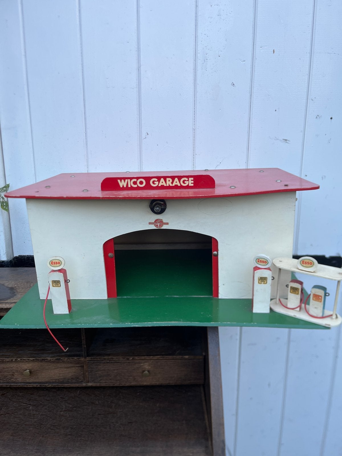Vintage Wico Garage met Esso pompjes - Houten Speelgoed, Ophalen, Gebruikt, Overige typen