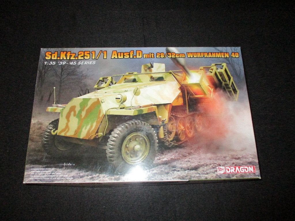 D-229,DRAGON 1-35,NO,6861,Sd.Kfz.251/1 Ausf. D w/ 28/32cm Wu, Overige merken, 1:32 tot 1:50, Overige typen, Nieuw