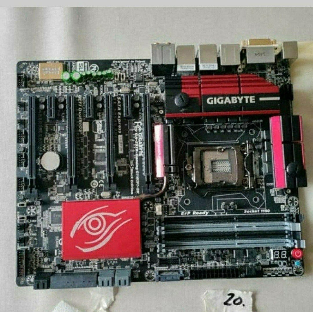 Moederbord,GA-97X-Gaming,WiFi-BK,GigaBite,beschadigd!!,20, Computers en Software, Ophalen of Verzenden, Gebruikt
