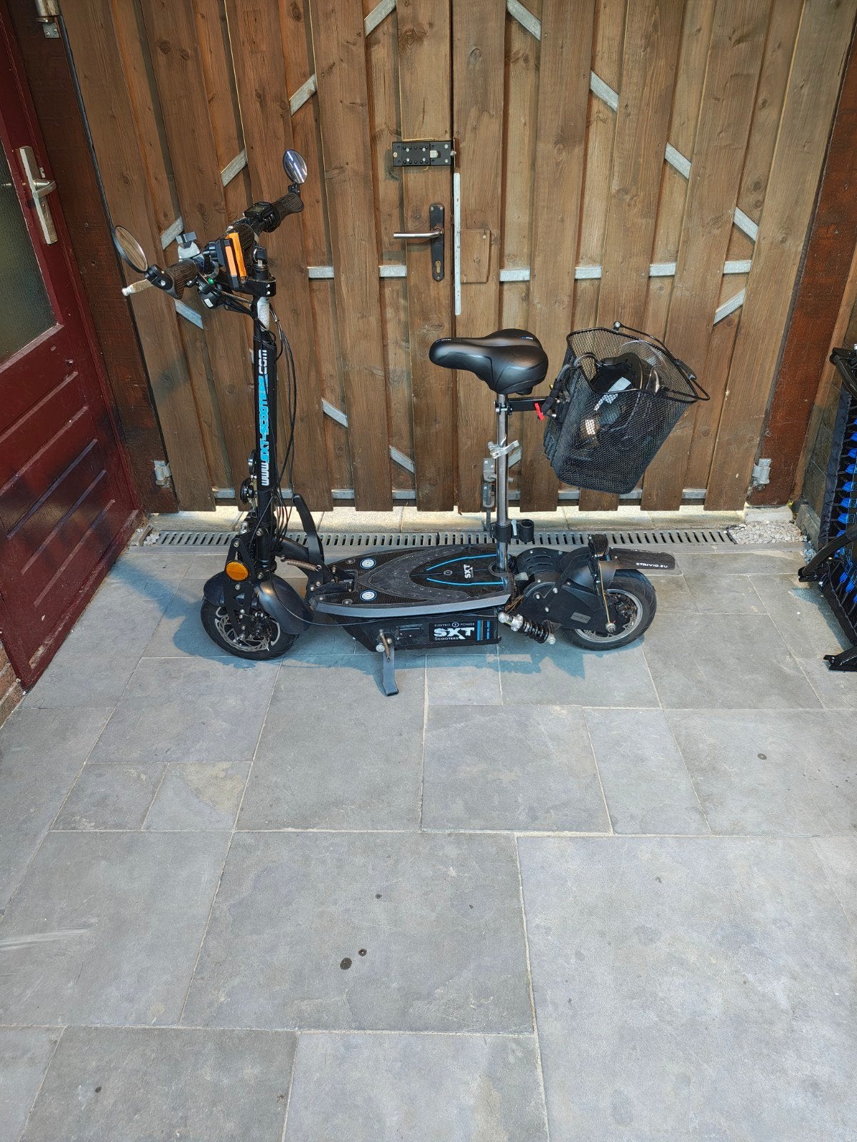 SXT 1000 EEC elektrische step met zadel en mand, Ophalen of Verzenden, Gebruikt, Elektrische step (E-scooter), SXT