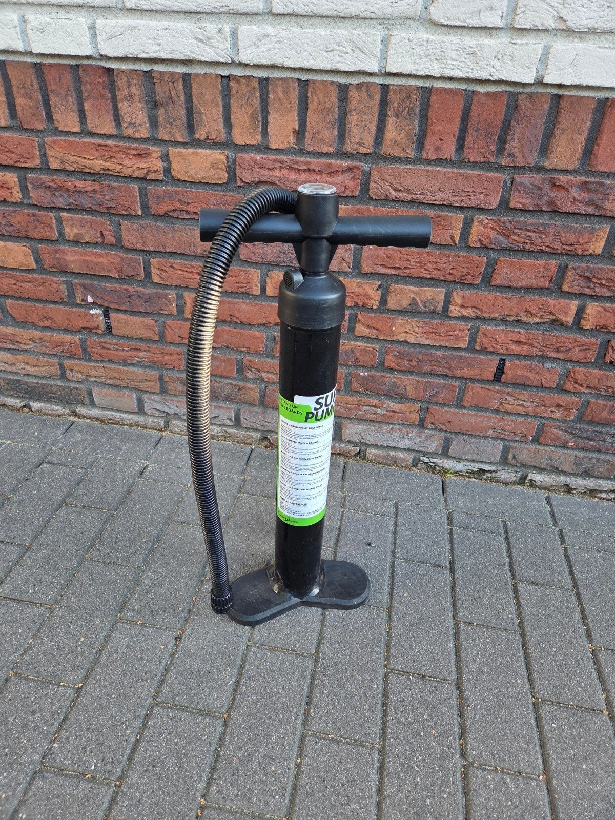 SUP Pomp met Manometer - Zo goed als nieuw, Ophalen of Verzenden, Zo goed als nieuw