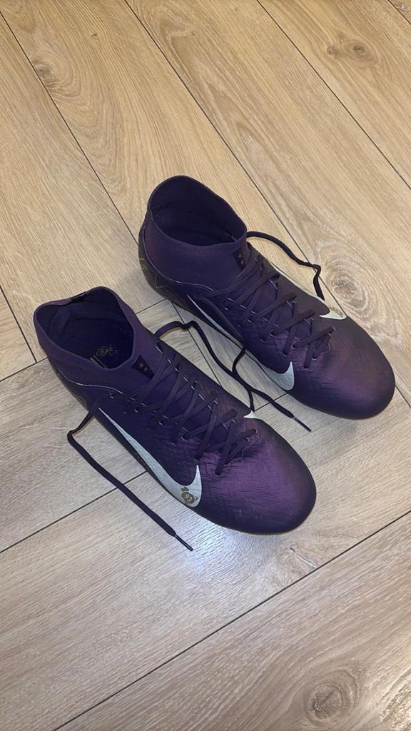 Voetbalschoenen, Ophalen, Overige kleuren, Sportschoenen, Zo goed als nieuw