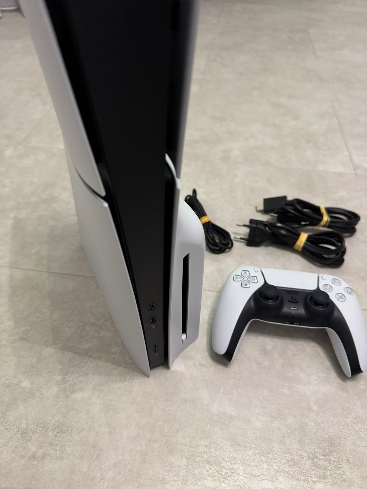 PlayStation 5 Slim Disc Edition 1 TB   ZGAN, Ophalen of Verzenden, Zo goed als nieuw, Playstation 5