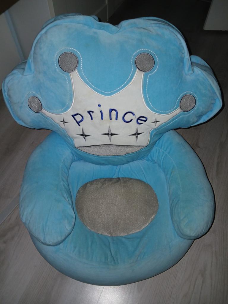 Zachte blauwe kinderstoel 'Prince' - Comfortabel en leuk, Kinderen en Baby's, Kinderstoelen, Gebruikt, Ophalen of Verzenden