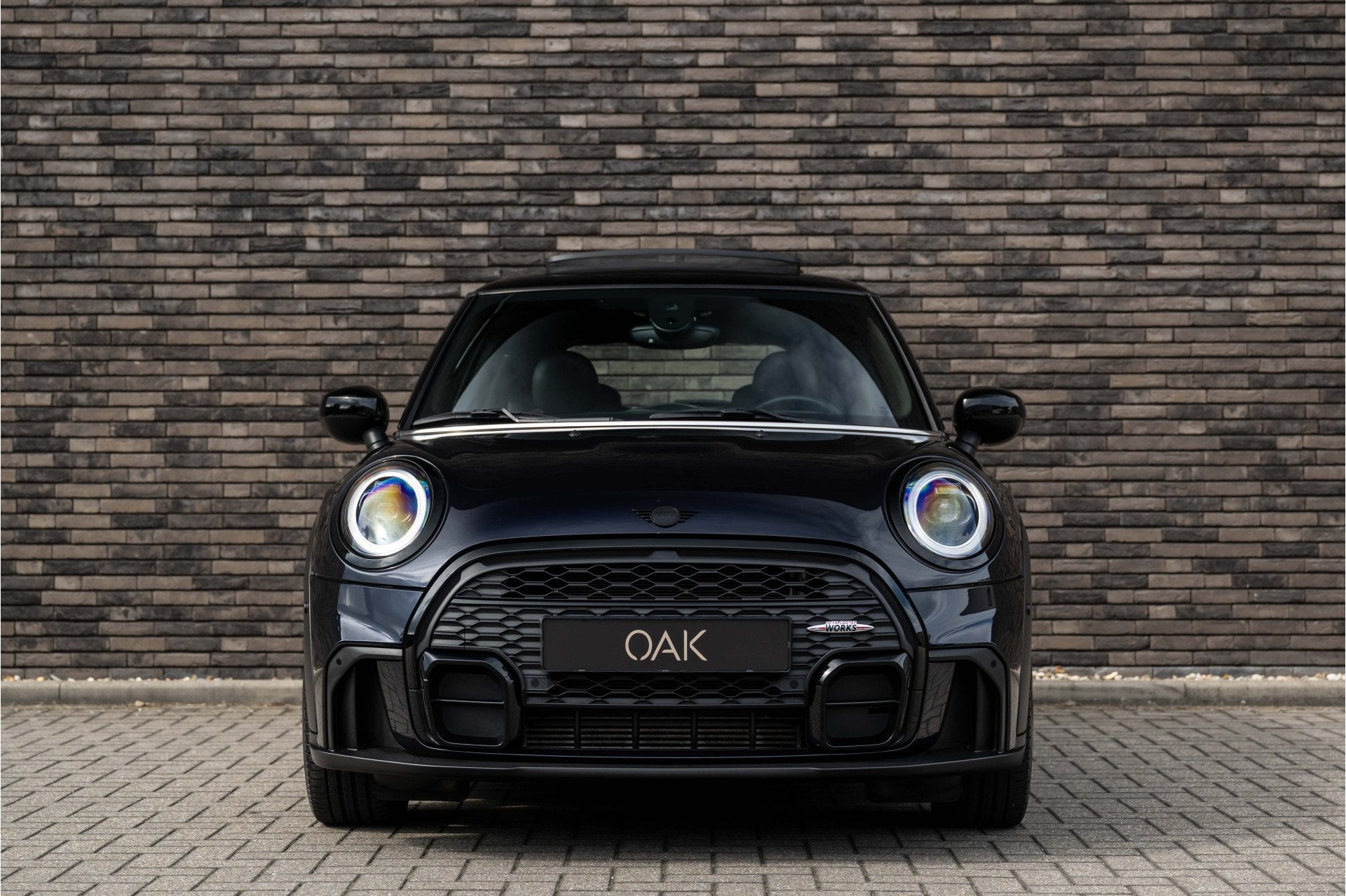 MINI 3-deurs 1.5 Cooper Aut. | JCW-Trim | Navigatie | Panora, Auto's, 136 pk, Gebruikt, Leder, Bedrijf