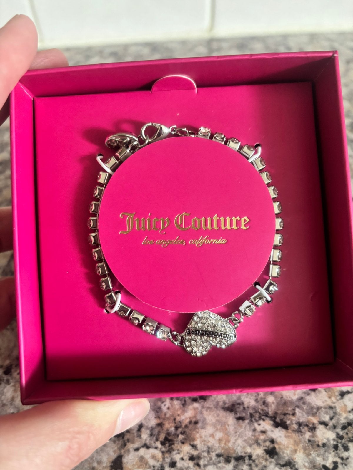 Juicy couture armband nieuw, Ophalen of Verzenden, Zo goed als nieuw, Zilver