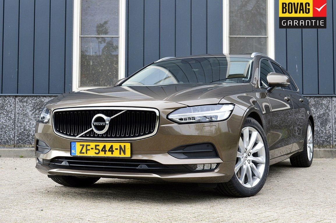 Volvo V90 2.0 T5 Momentum Rijklaarprijs-Garantie Panorama da, Auto's, 15 km/l, Euro 6, 4 cilinders, Leder en Stof