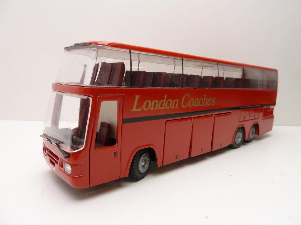 DAF SB  '' London Coaches '' Tekno, Ophalen of Verzenden, Zo goed als nieuw, Bus of Vrachtwagen, Tekno