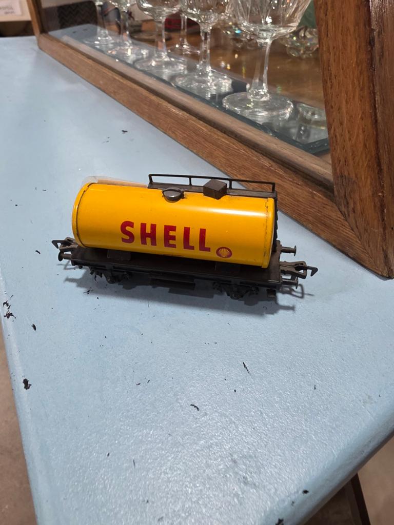 Fleischmann Shell Tankwagon - Made in West Germany, Hobby en Vrije tijd, Modeltreinen | H0, Gebruikt, Gelijkstroom, Fleischmann