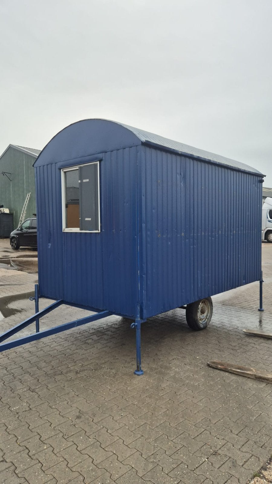 Schaftwagen/pipowagen, Doe-het-zelf en Verbouw, Bouwketen en Schaftketen, Ophalen of Verzenden, Gebruikt