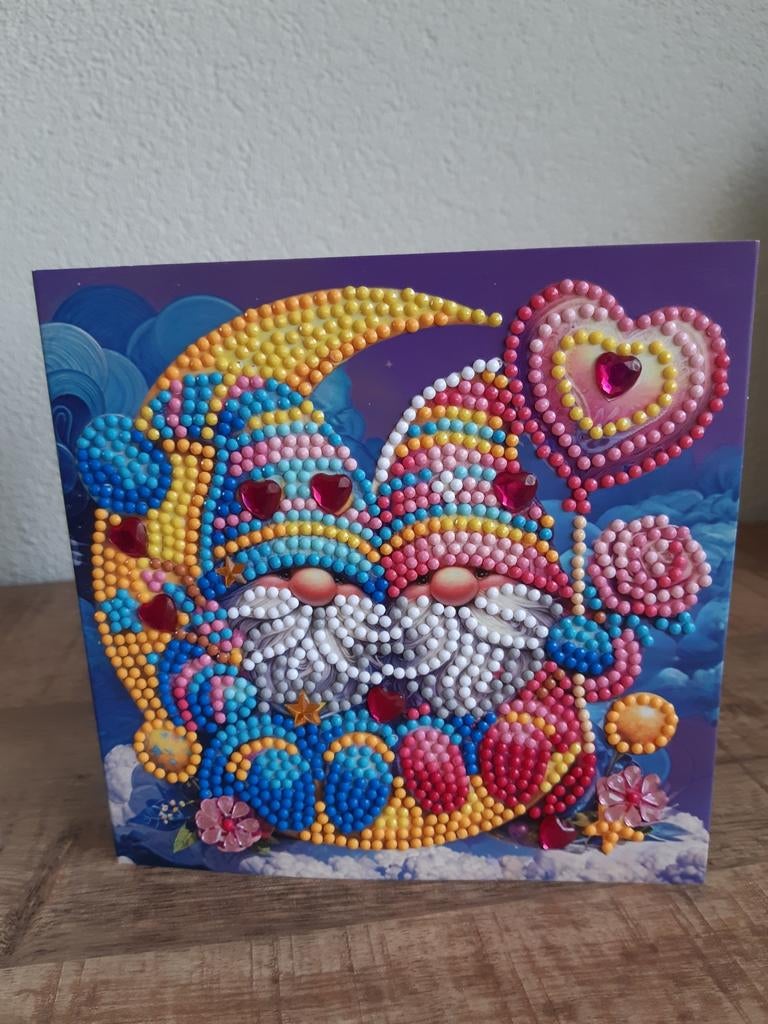 Diamond painting kabouters op  de maan wenskaart, Hobby en Vrije tijd, Kaarten | Zelfgemaakt, Ophalen of Verzenden, Zo goed als nieuw