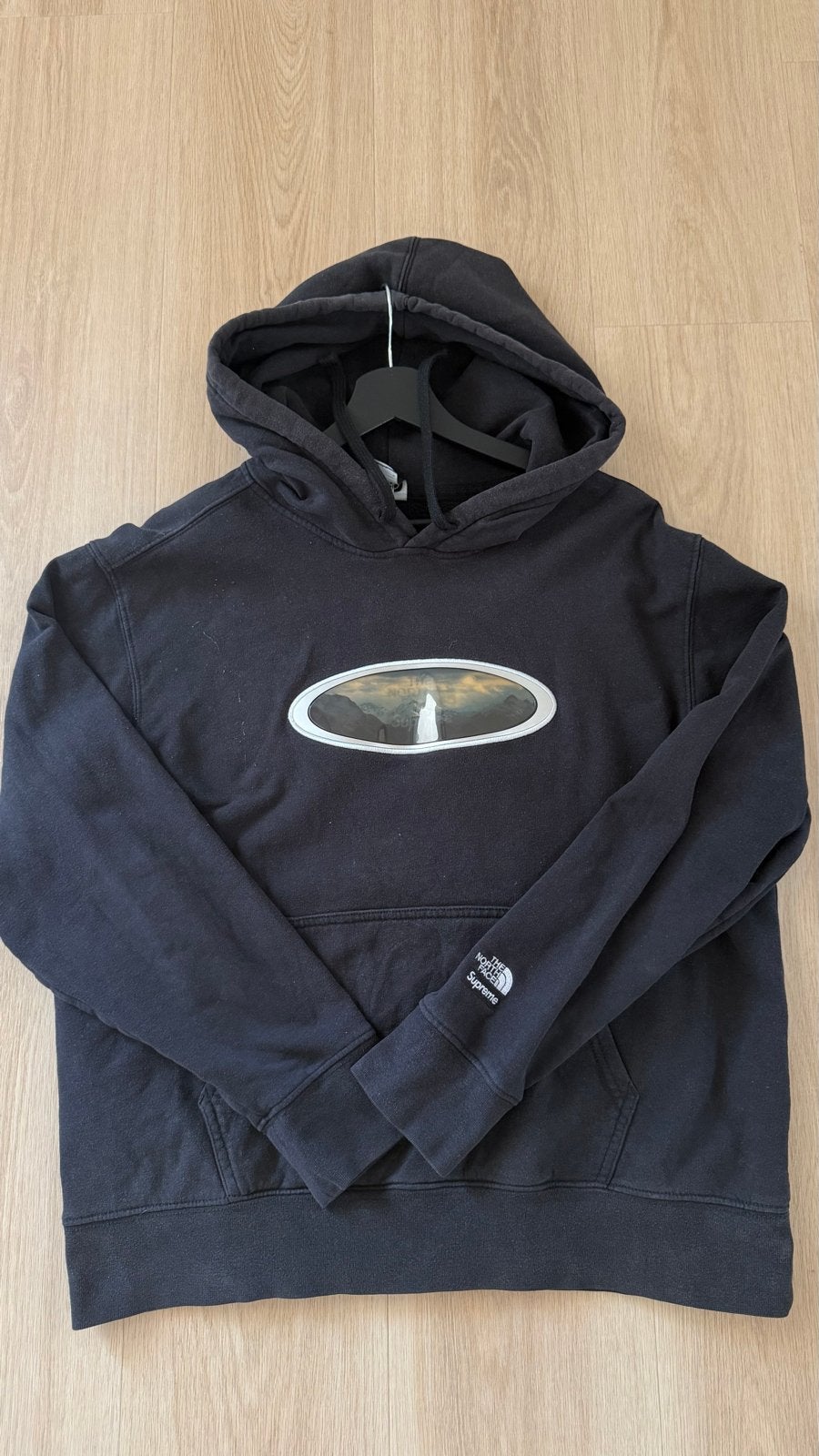 The North Face x Supreme Hoodie Zwart Maat M, Ophalen of Verzenden, Gedragen, Maat 48/50 (M), Zwart