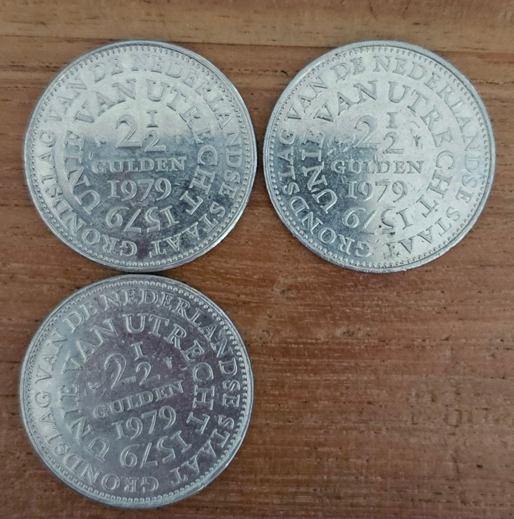 3x 2 1/2 gulden Uni van Utrecht 1979, Ophalen of Verzenden, Koningin Juliana, 2½ gulden