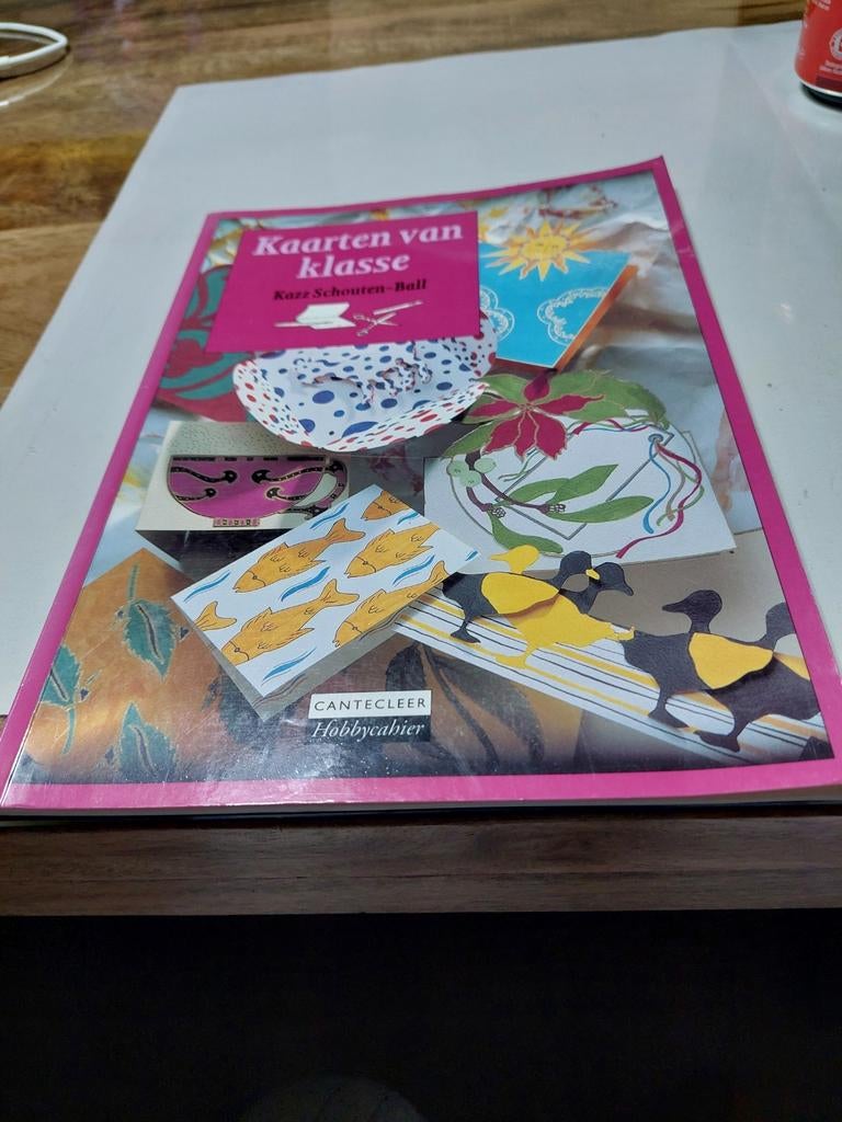 Kaarten van klasse - Hobbyboek voor kaarten maken, Hobby en Vrije tijd, Kaarten | Zelf maken, Overige typen, Overige thema's, Ophalen of Verzenden