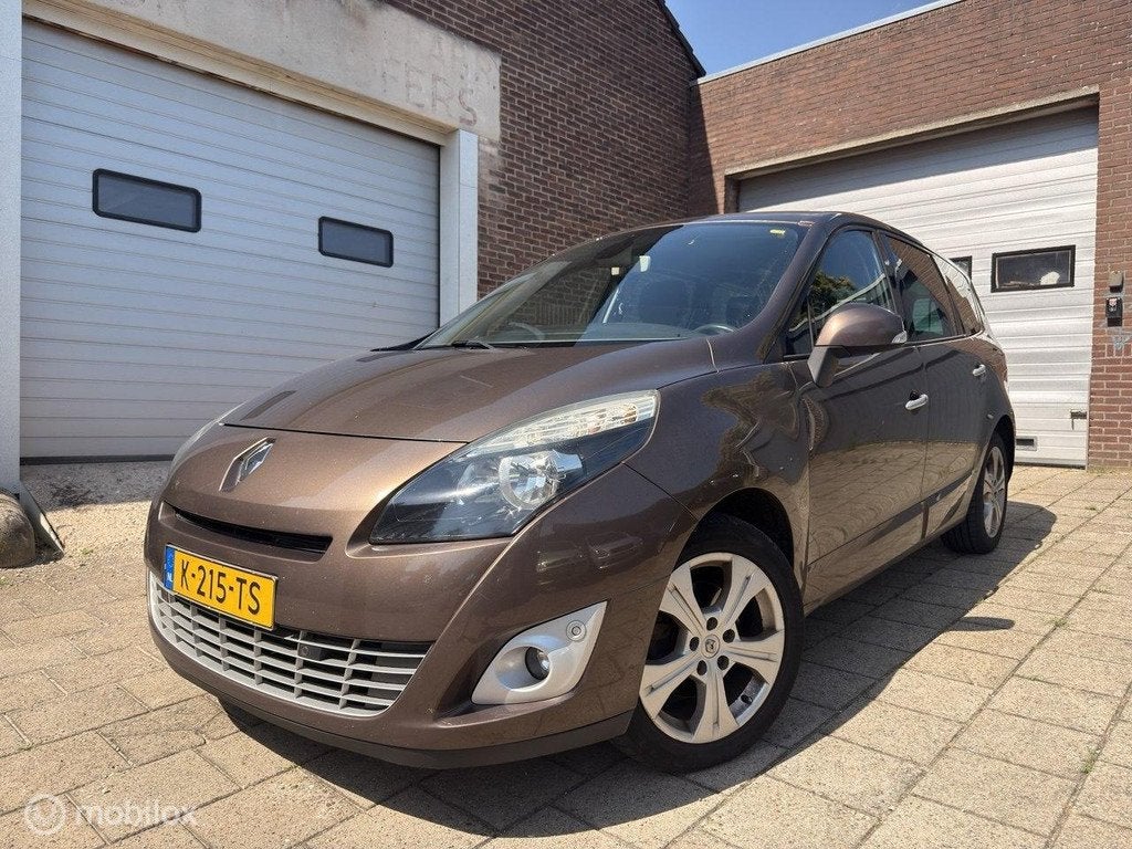 Renault Scenic 1.4 TCe Bose, Voorwielaandrijving, Gebruikt, 4 cilinders, Bruin