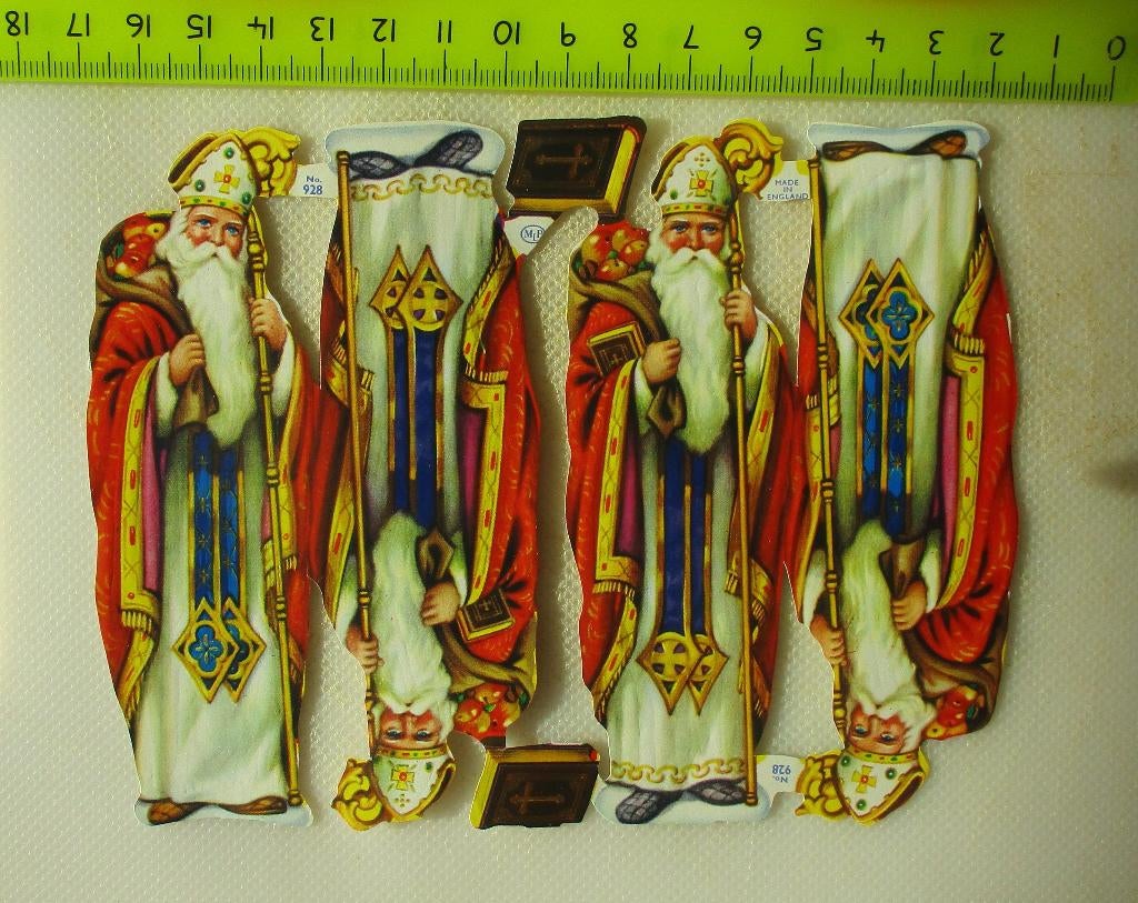 sinterklaas? plaatjes velletje met 4 klazen erop man mijter, Ophalen of Verzenden