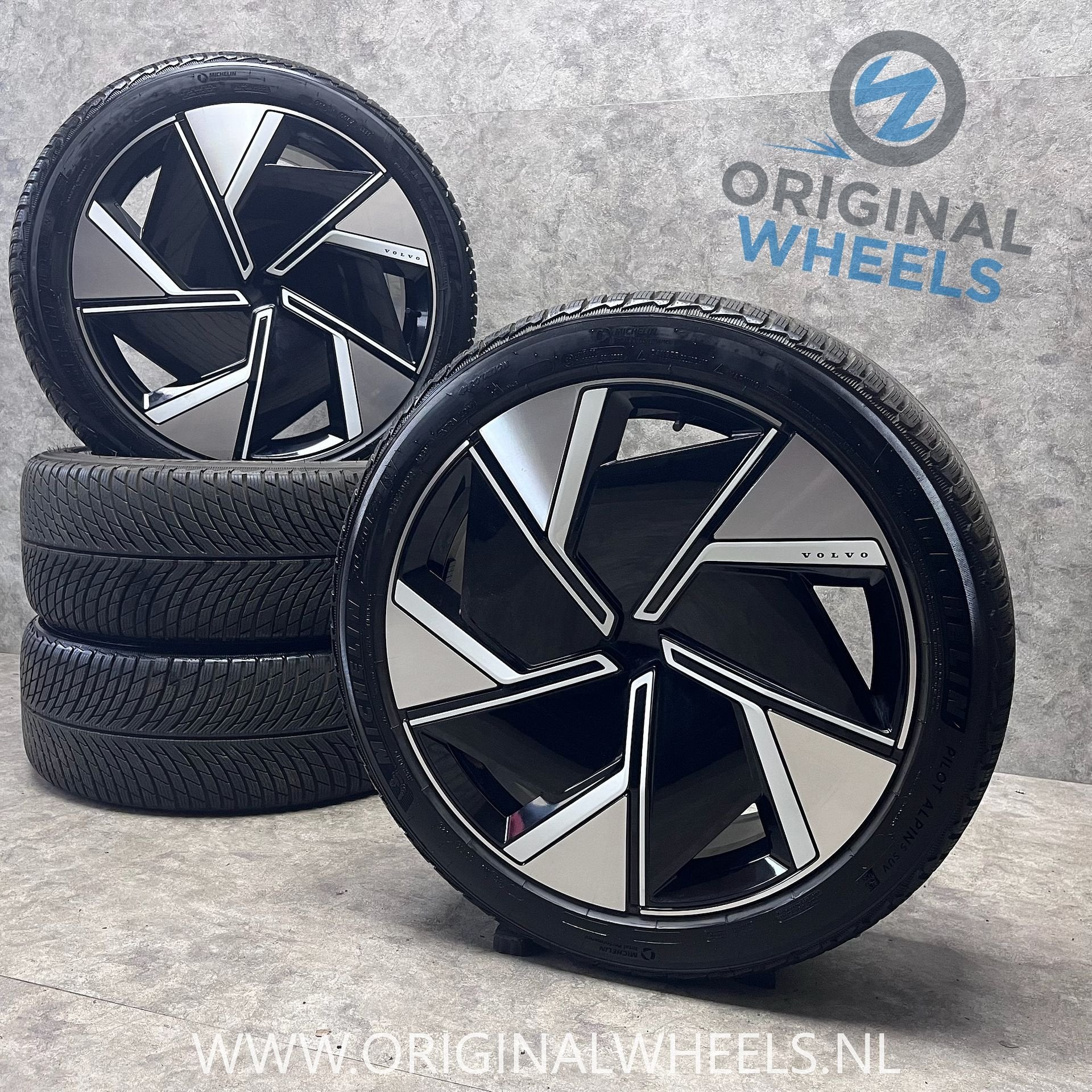 22 inch originele velgen + winterbanden Volvo EX90 32414564