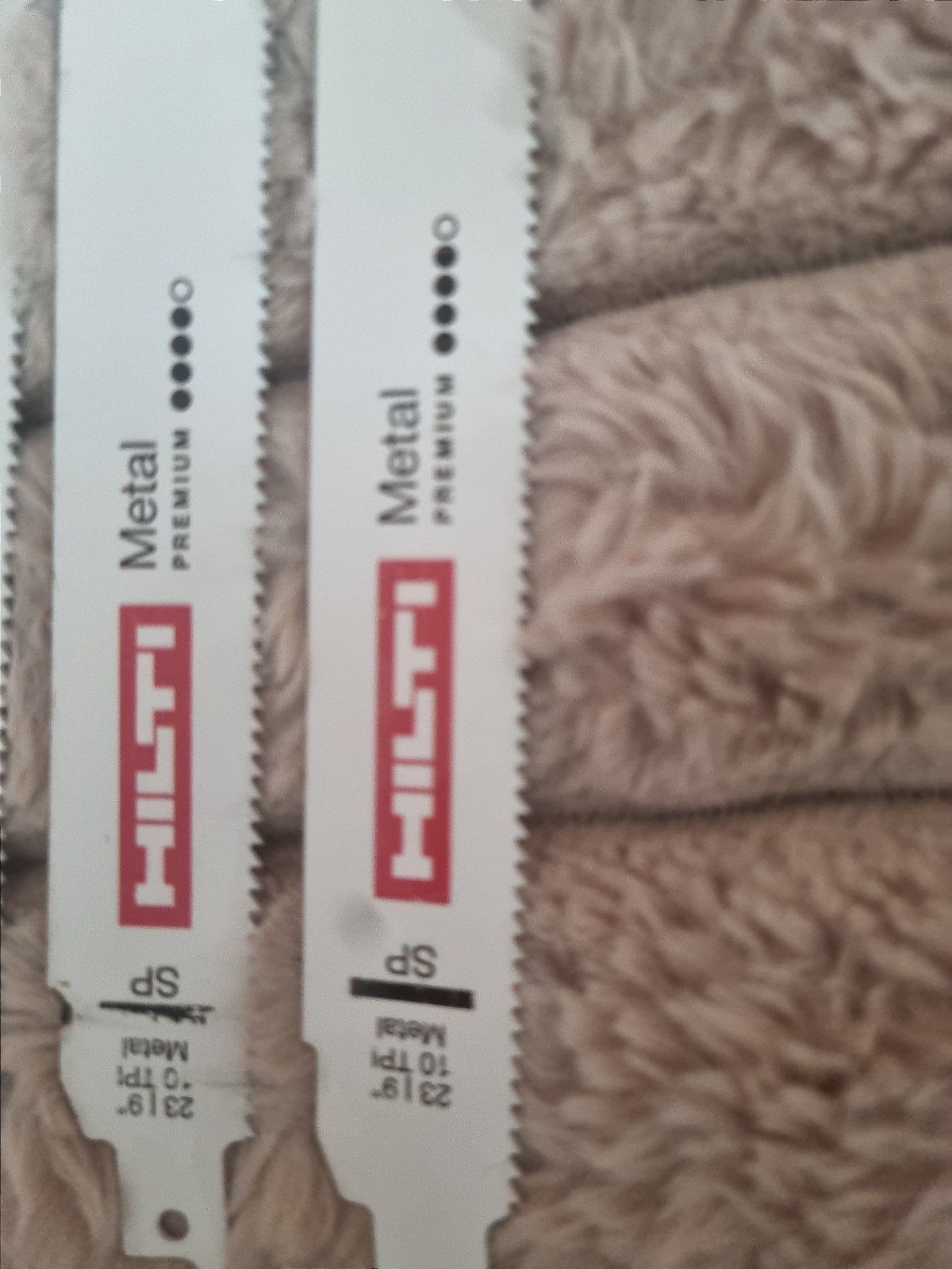 Hilti Reciprozaagbladen 23cm  Premium Metaal - 17 stuks, Ophalen, 70 mm of meer, Nieuw, Hilti