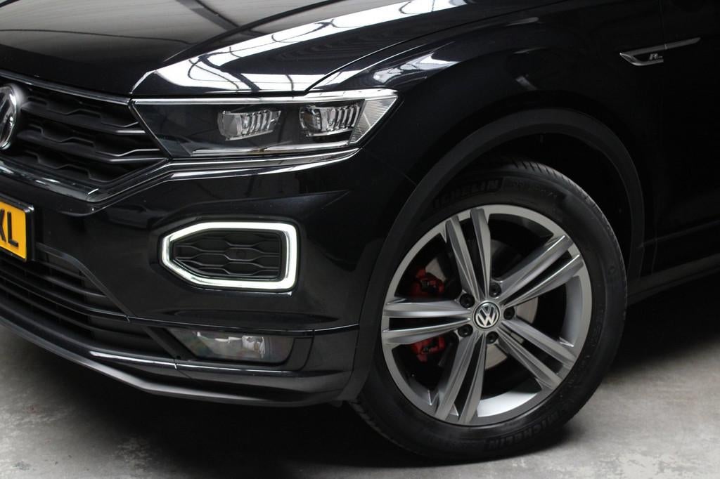 Volkswagen T-Roc 1.5 TSI R Line l Pano l Virtual l Navi, Adaptive Cruise Control, Euro 6, 4 cilinders, 150 pk